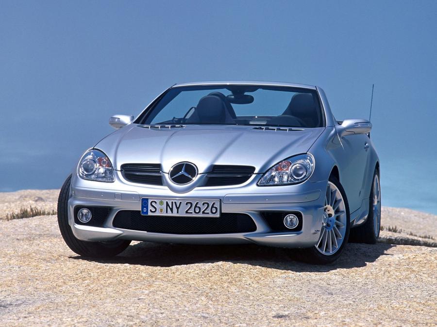  Mercedes-Benz SLK55 AMG 2004 года  (фото 9 из 30)